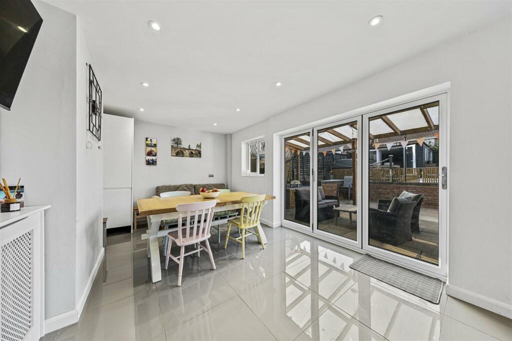 Kitchen/Dining/Family Room