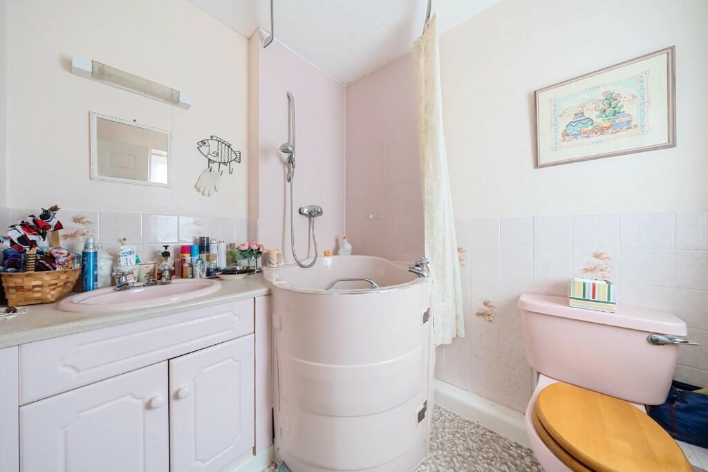 En-Suite Shower Room