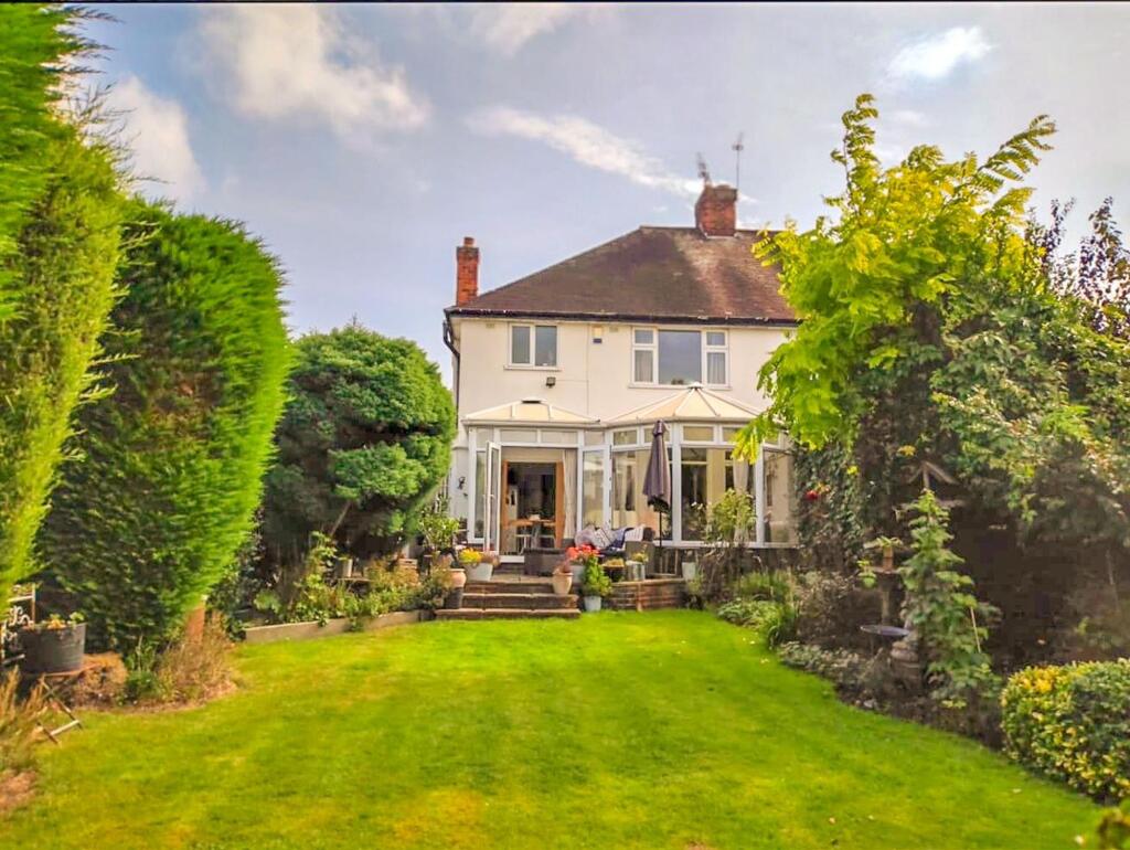 Briars Close - Image-23.jpg