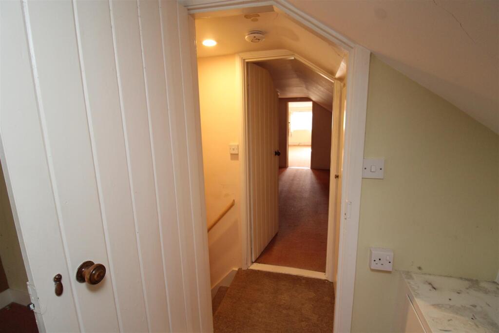 Attic Bedroom 4