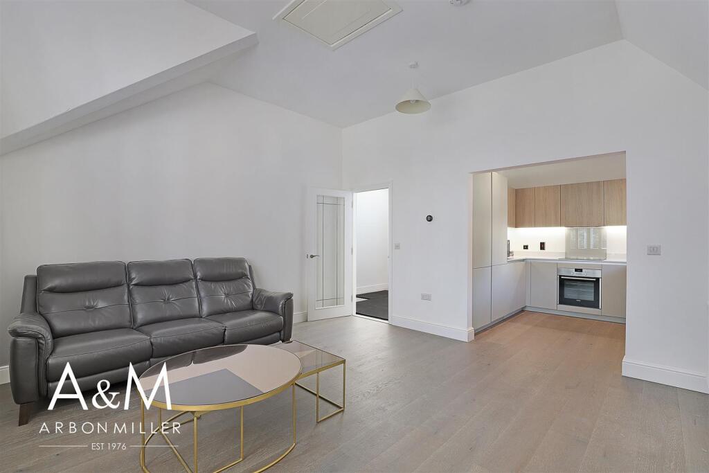 Open Plan Lounge Kitchen