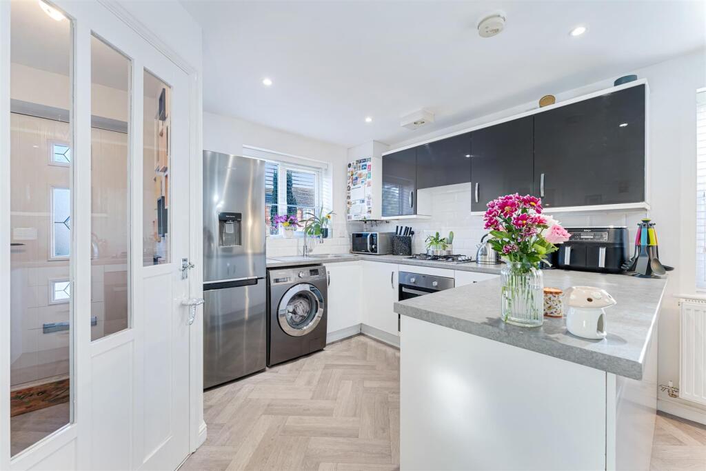 73 Hillside Avenue kitchen.jpg