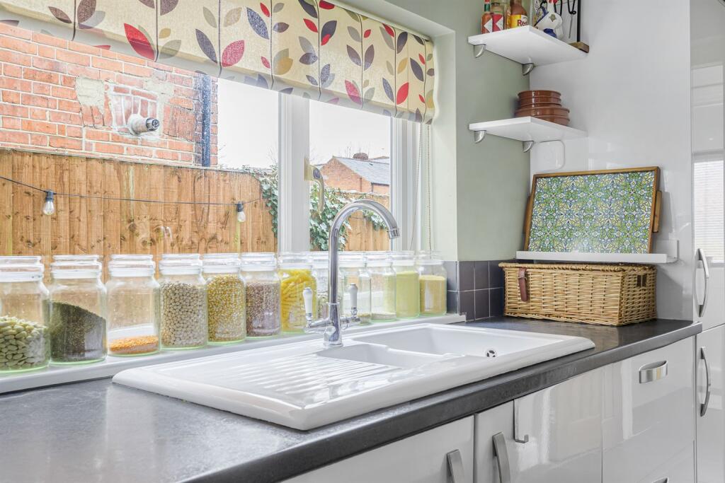 Kitchen/Breakfast Ro