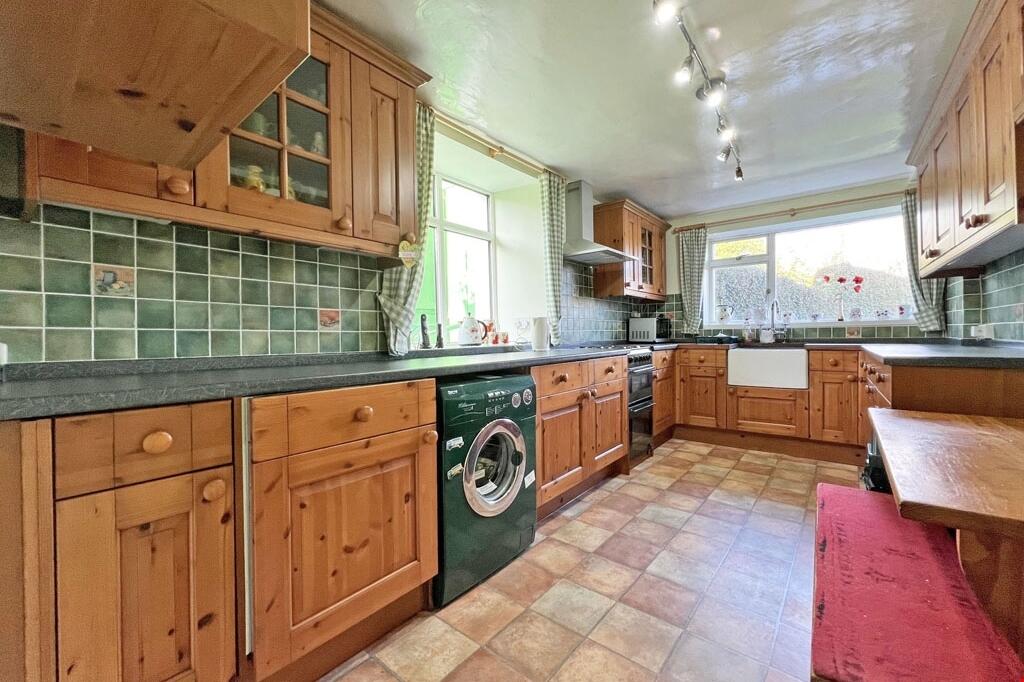 6f8359a0-416c-4fad-990e-fcbc66fc1a63