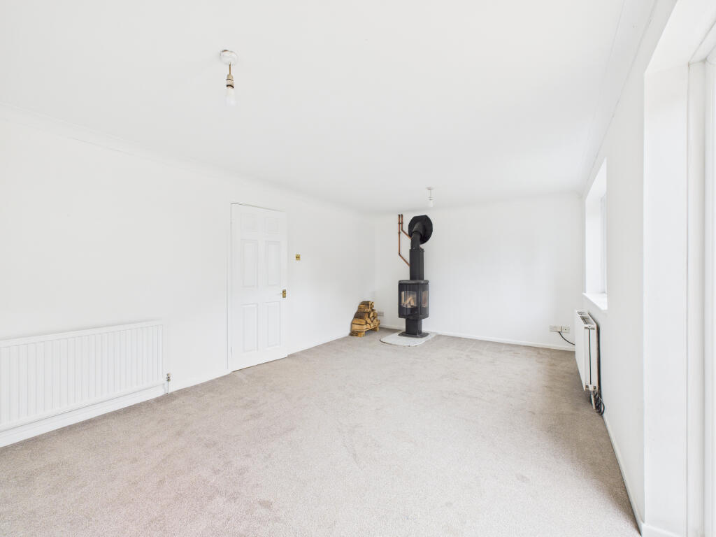 CAM02909G0-PR0499-STILL009