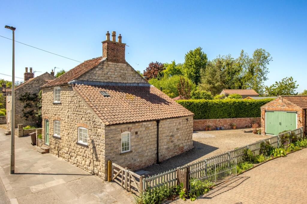 23 Town St - Sunny Externals-M94A2162.jpg