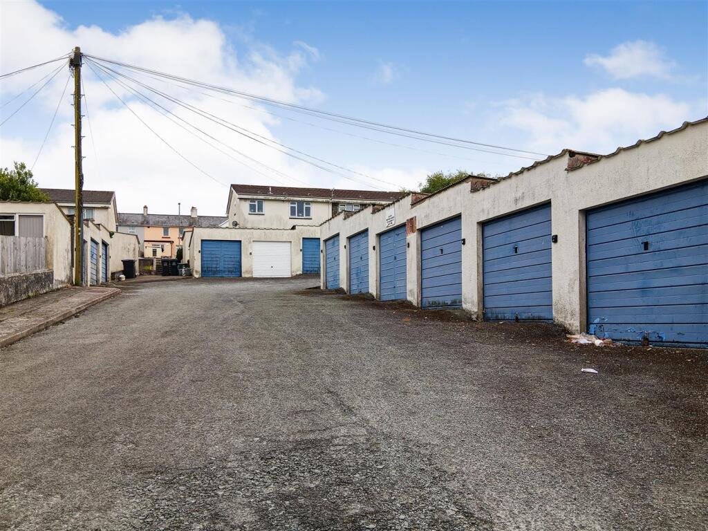 Garage 18 - Mayflower Close Mayflower Close Garage