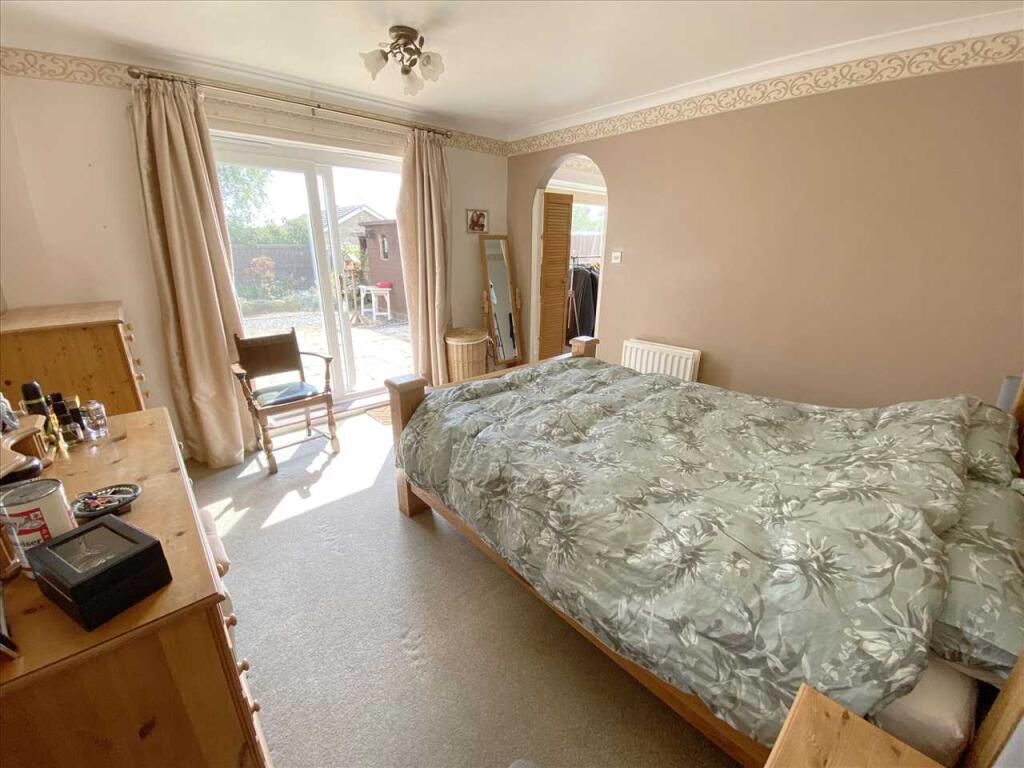 Bedroom 1: