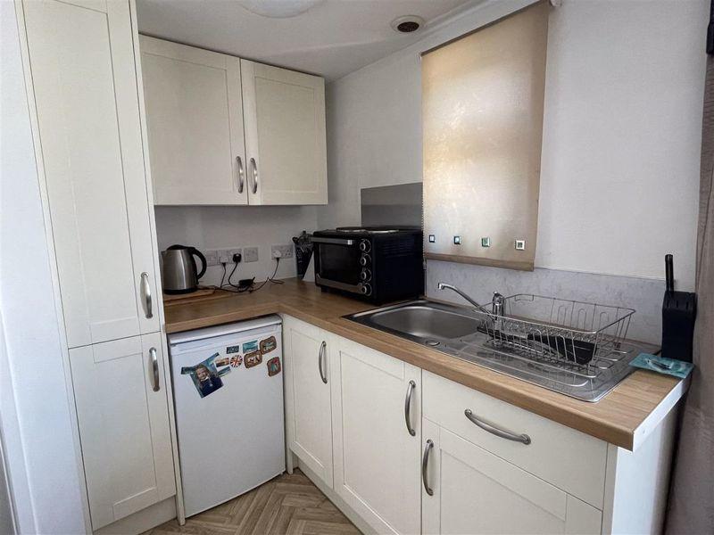 Annexe Kitchen