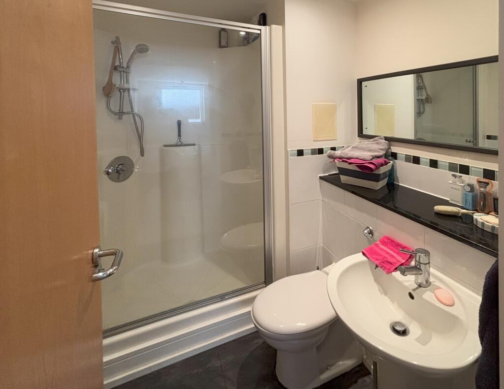 Ensuite