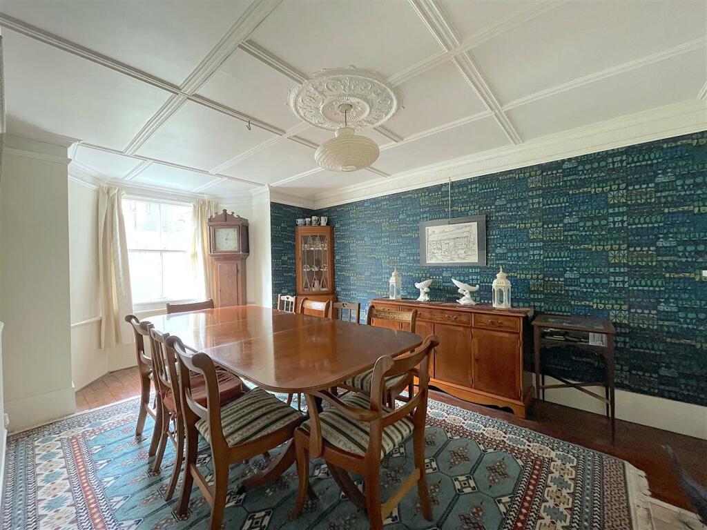 Dining Room (1).jpeg