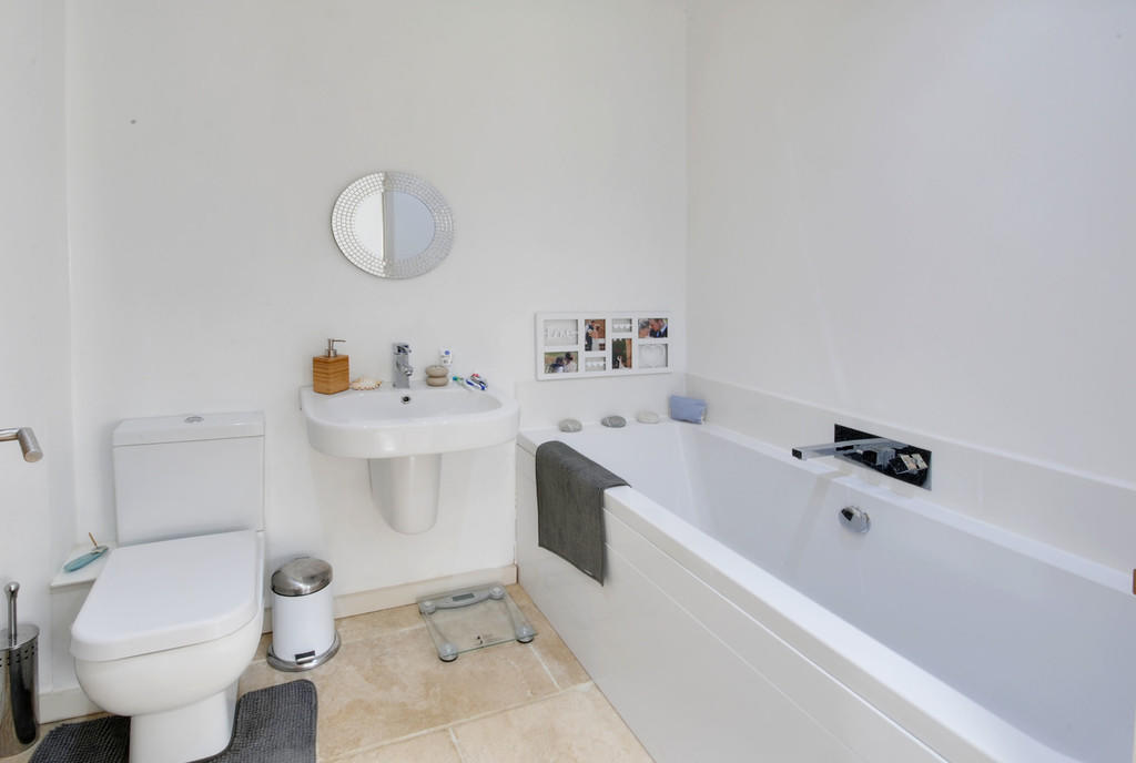 Ensuite Bathroom