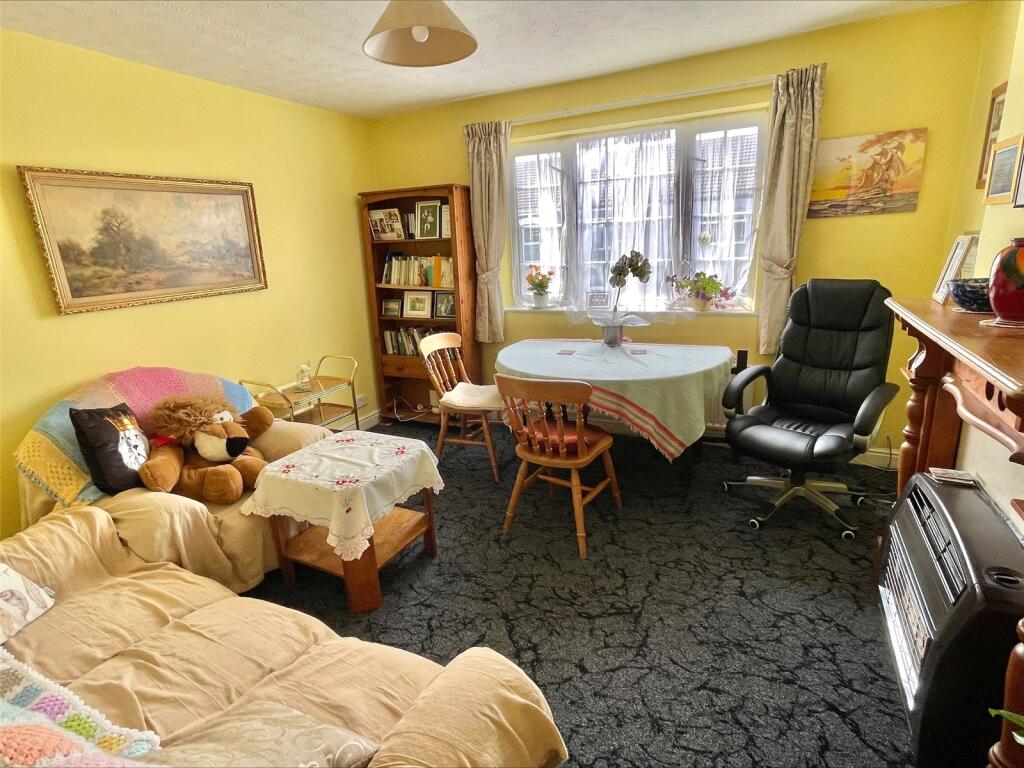 Flat 3 - Lounge