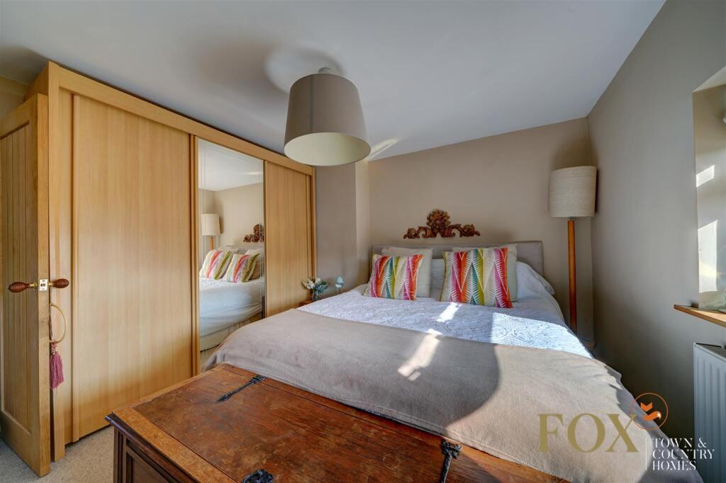 13 Hillsfield (15).jpg