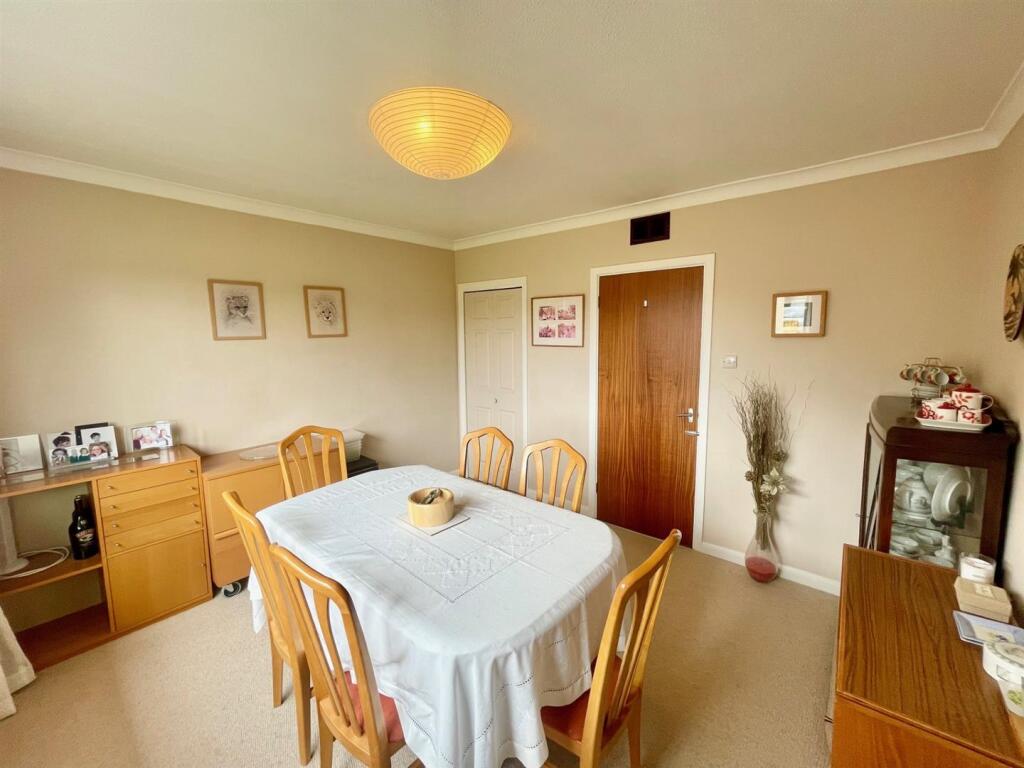 Dining or Bedroom 2.jpg