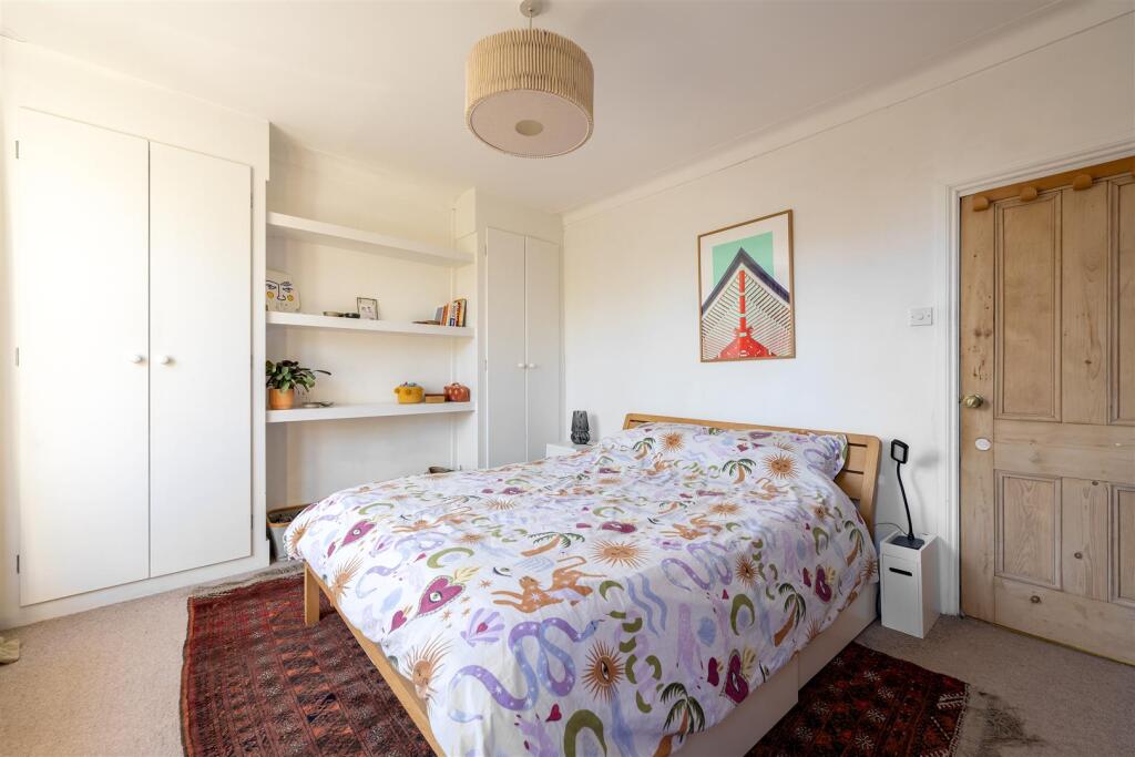 Farmer Road, E10