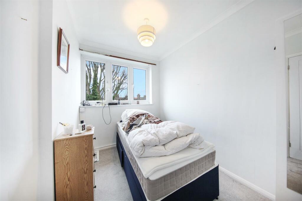 30 Byron Road - qhwU2K0qwiFs18YUzMYX.jpg