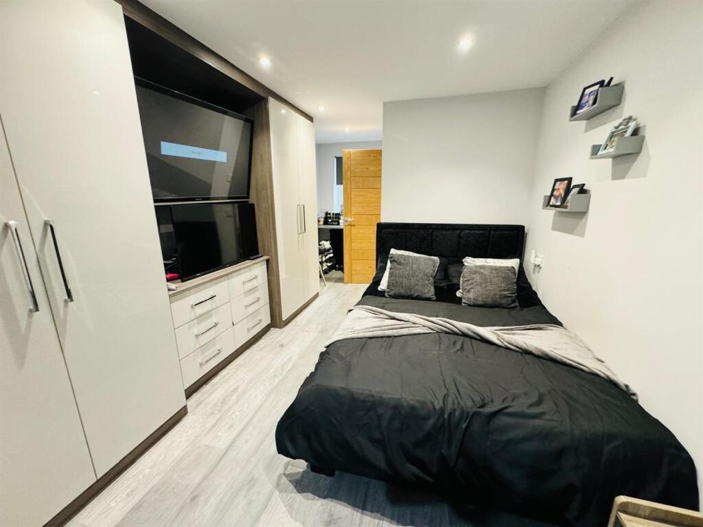 Ground Floor Bedroom