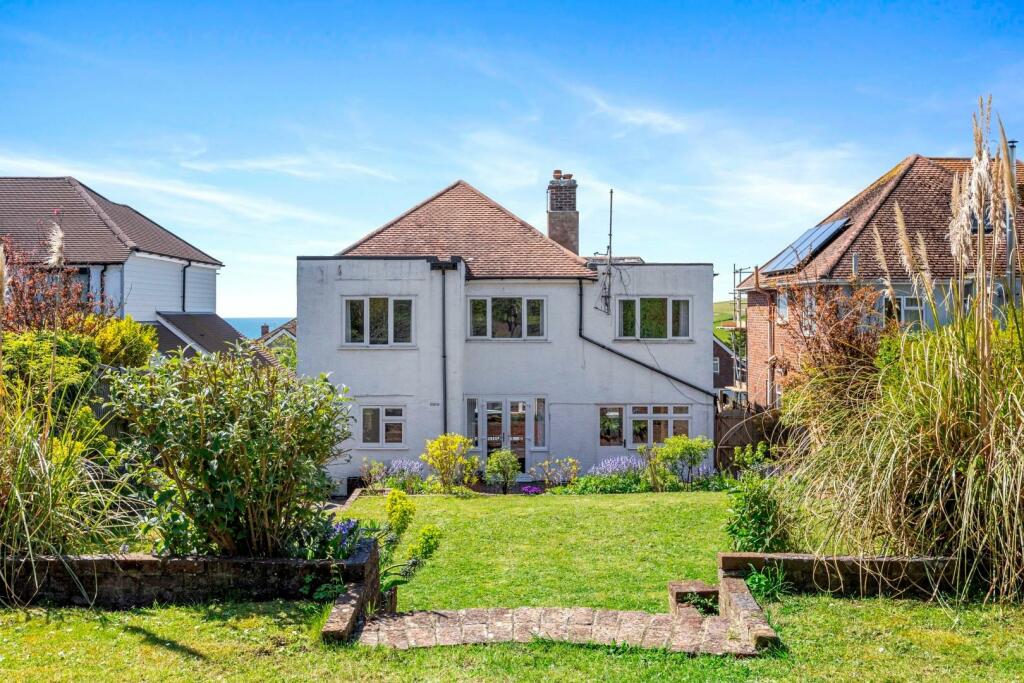 Ainsworth Avenue 28.jpg