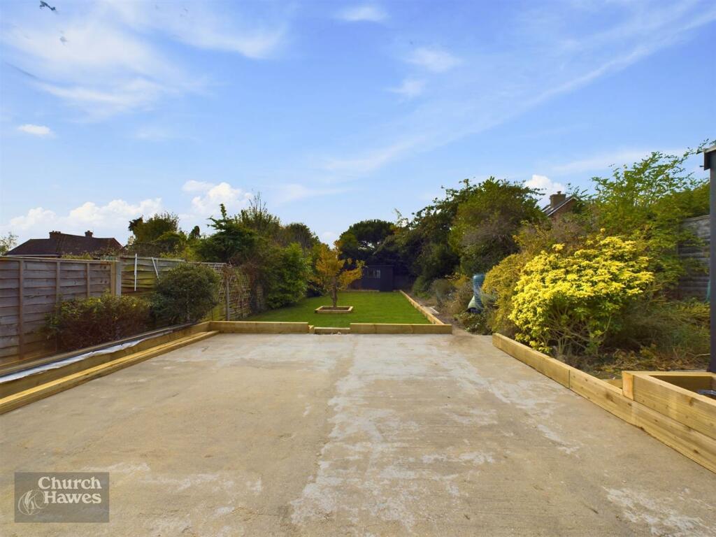 CAM03135G0-PR0210-STILL018.jpg