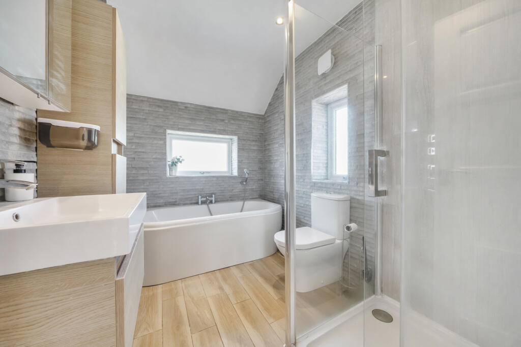 1301974-1-683d71b...