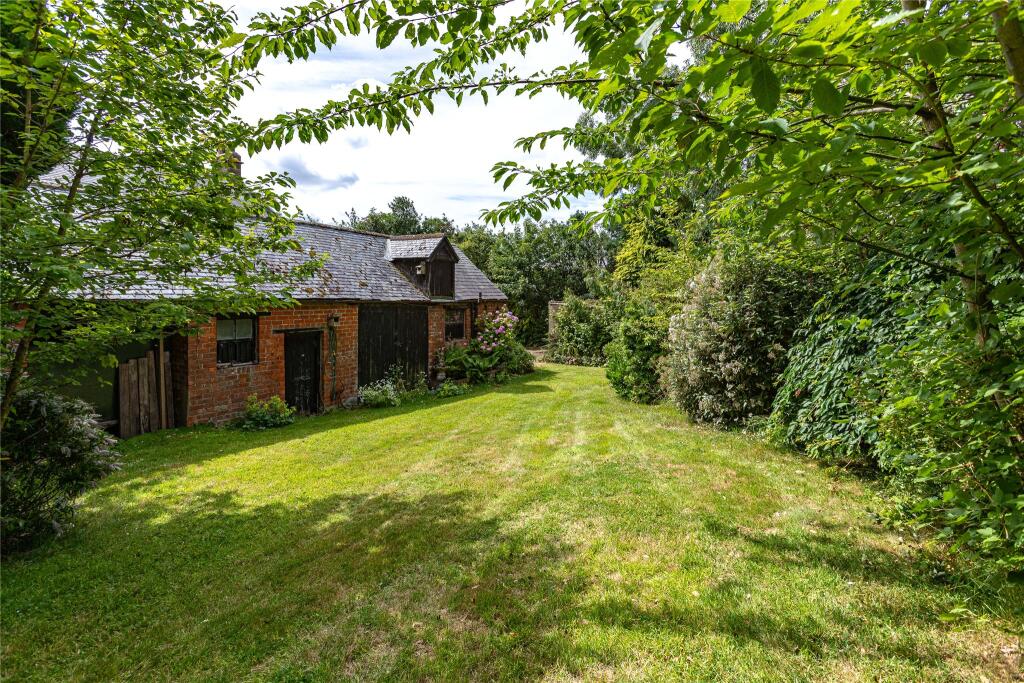 Coach House &amp; Garden