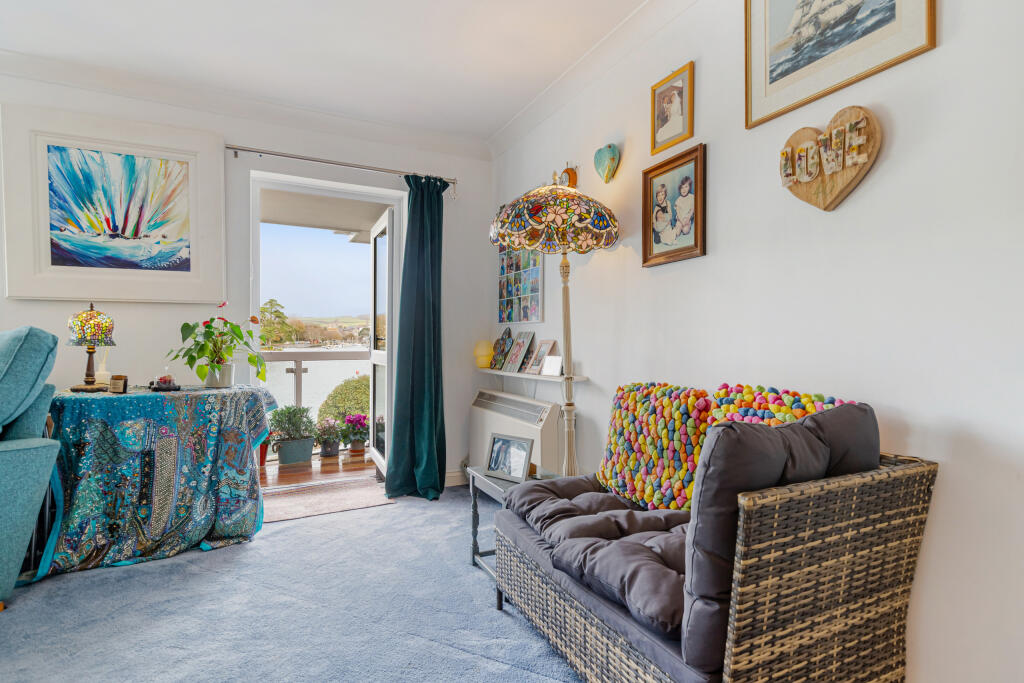 A16 - Embankment Rd, Flat 6 The Moorings, Kingsbri