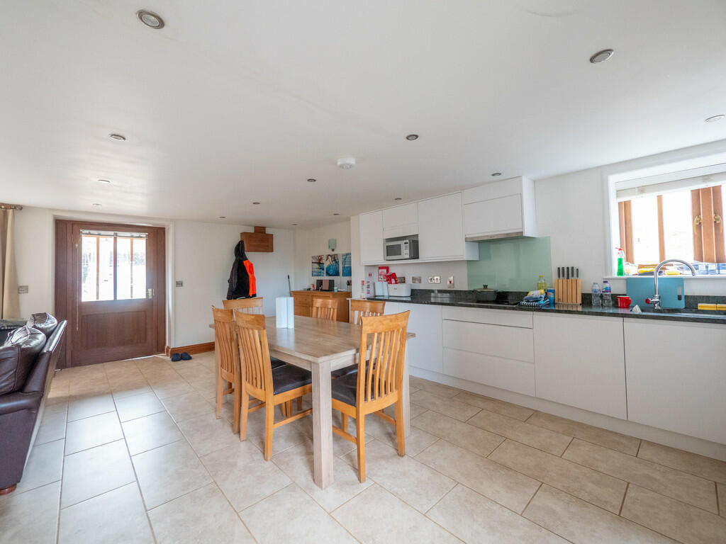 20240318_12484208...