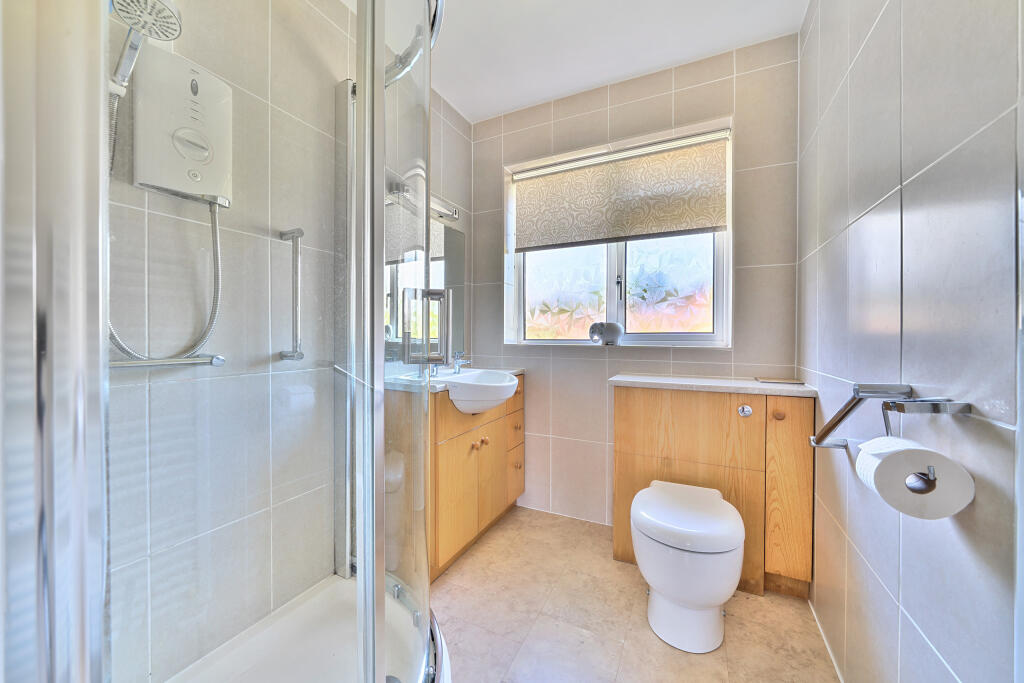 Family Shower Room