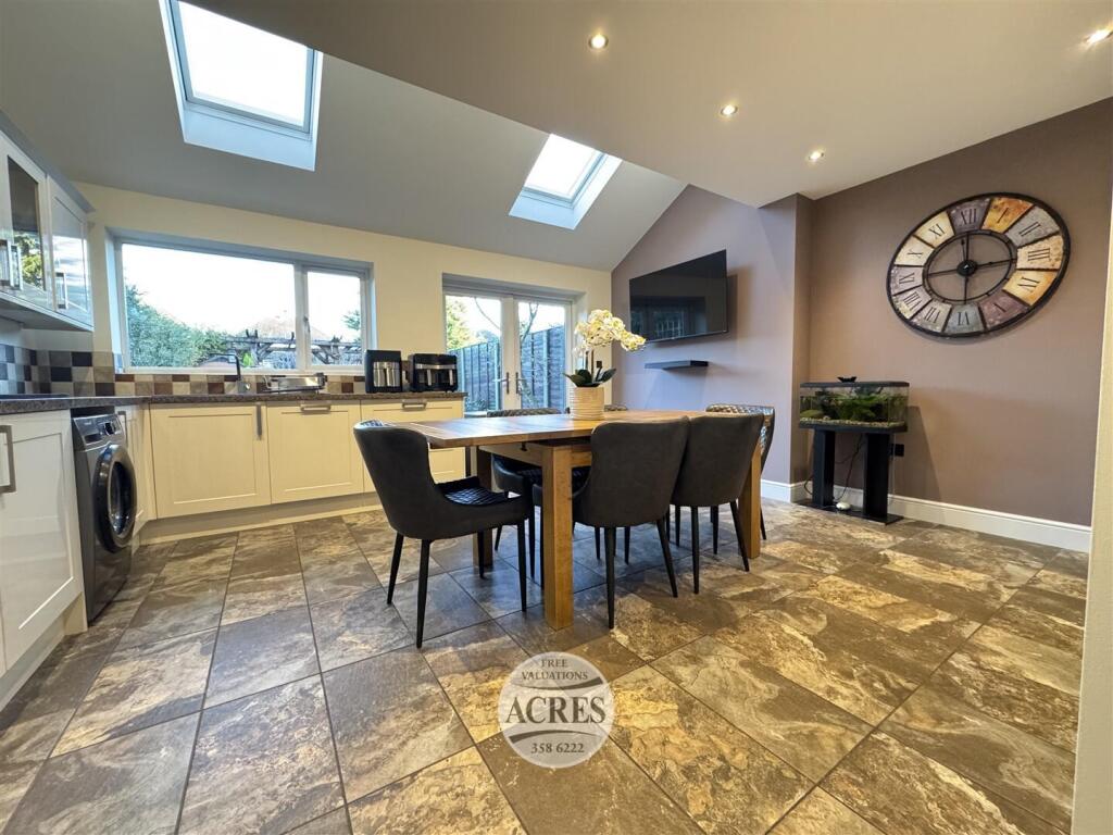 IMG_3891 (Large).jpg