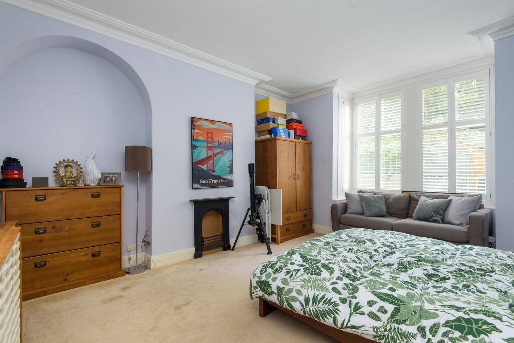 BEDROOMS AND BATHROOMS