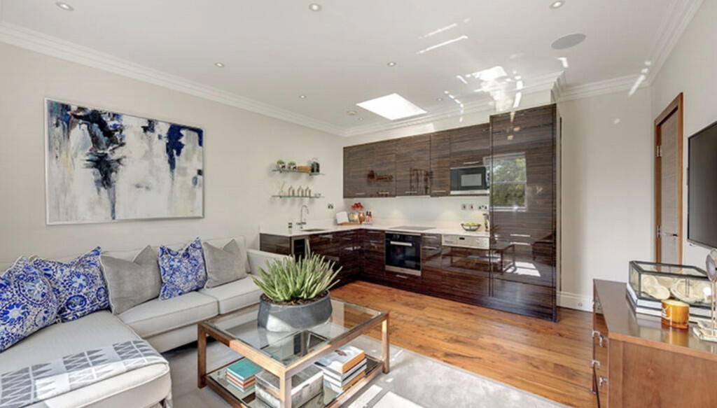 Screenshot 2025-1...