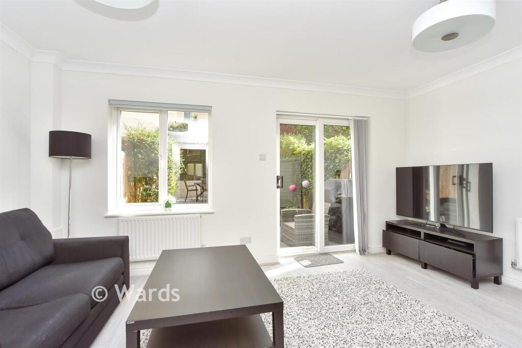 Garden Room/Bedroom 4