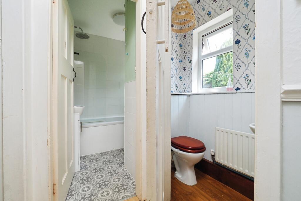 Bathroom &amp; Wc