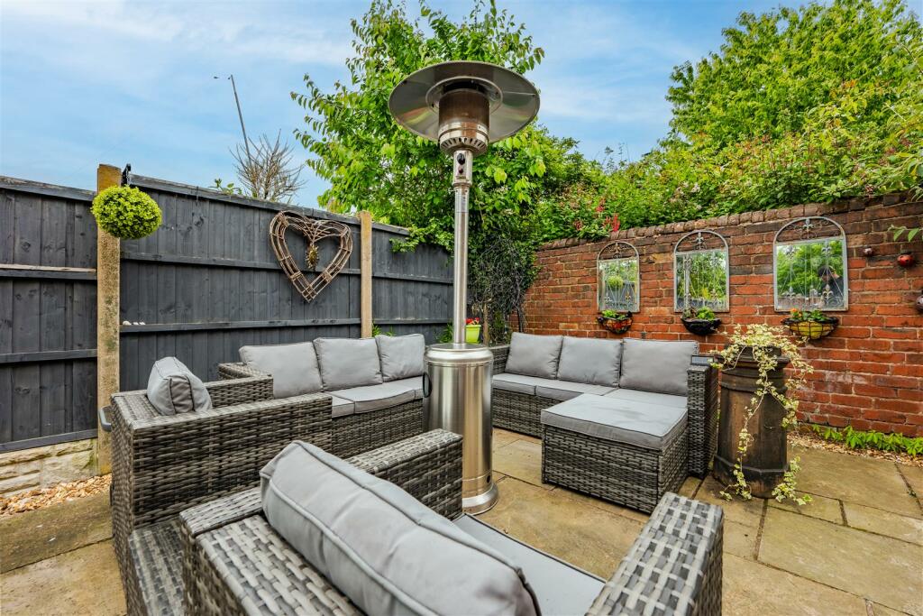 15B Wayside Court-09.jpg