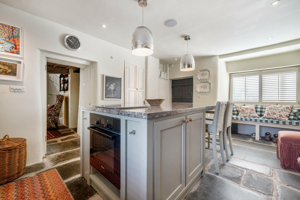 Padmire Kitchen