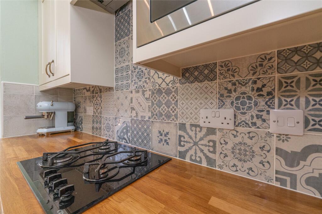 Kitchen Alt