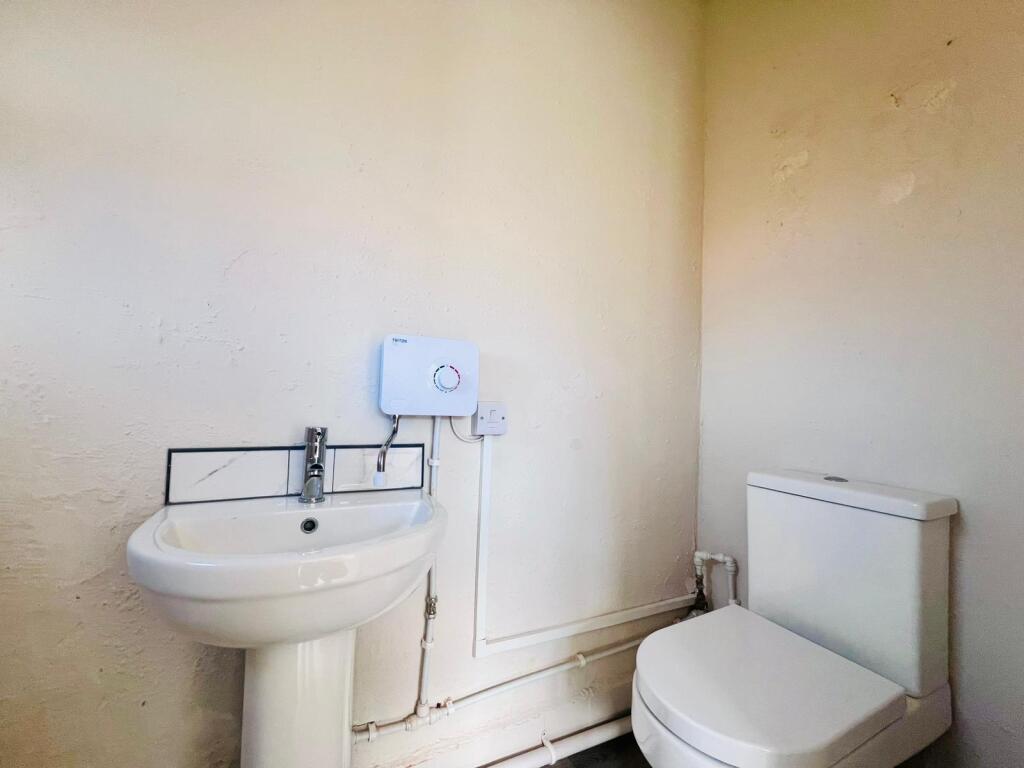 WC.jpg