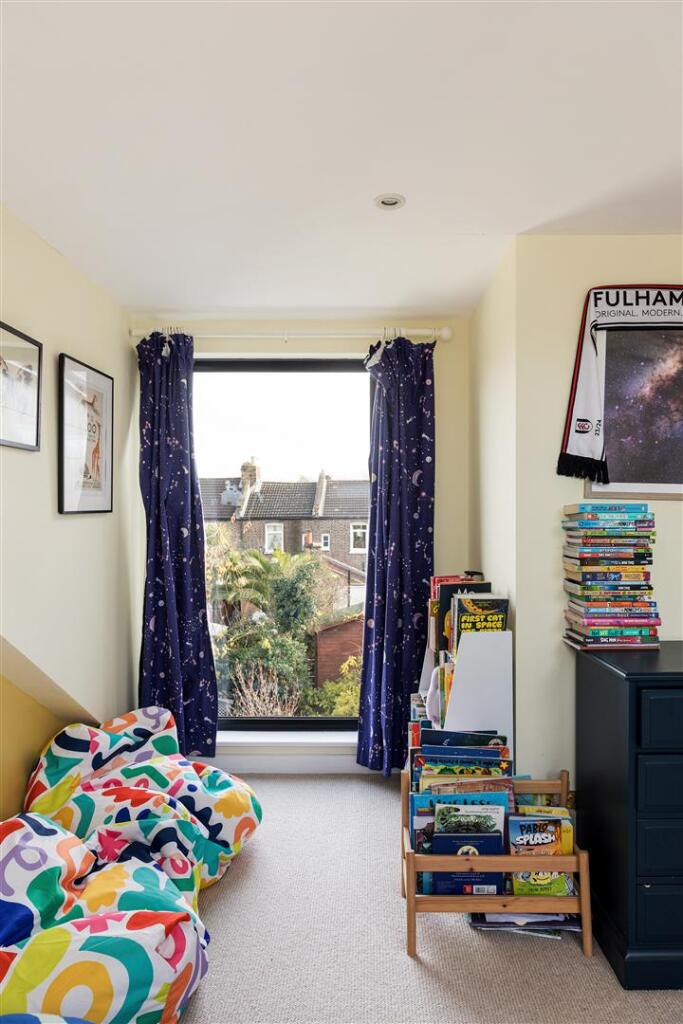 Richmond Road, E11