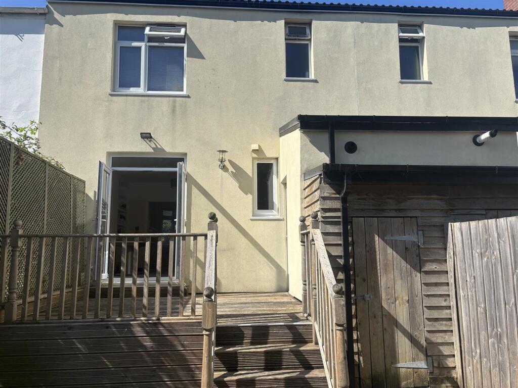 51M 8 - Rear Deck Shed 2.jpg