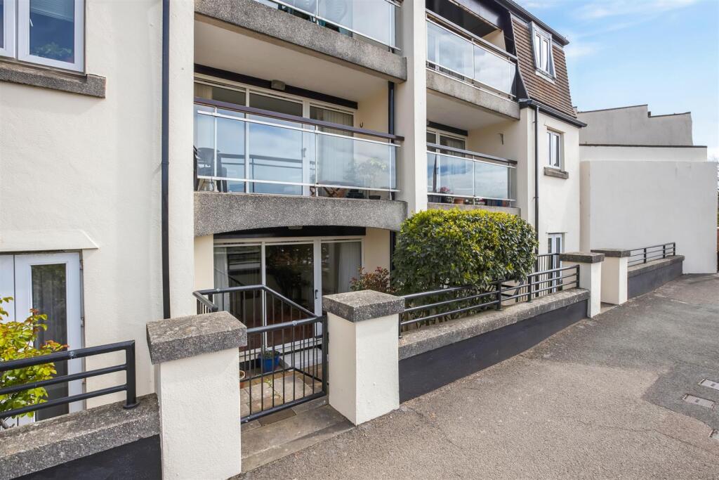 Salt Quay Moorings, Embankment Road, Kingsbridge