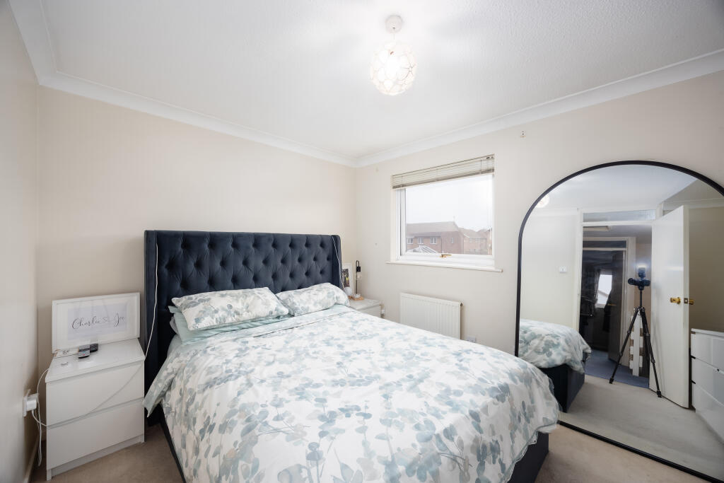 9 Meadow Close, Aylesbury HP20 1XH-10