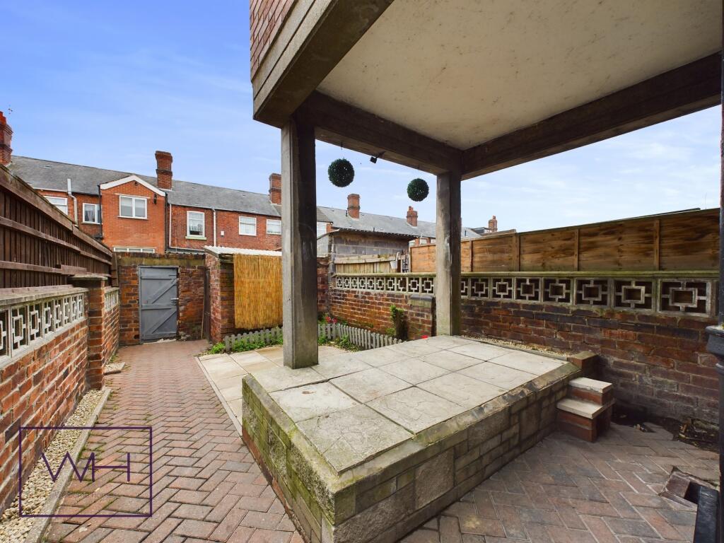 CAM03785G0-PR0159-ST