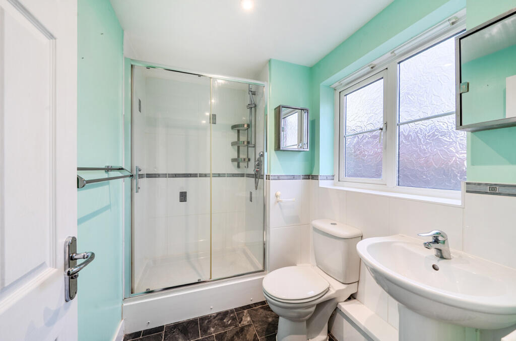 1387639-10-6936c9...