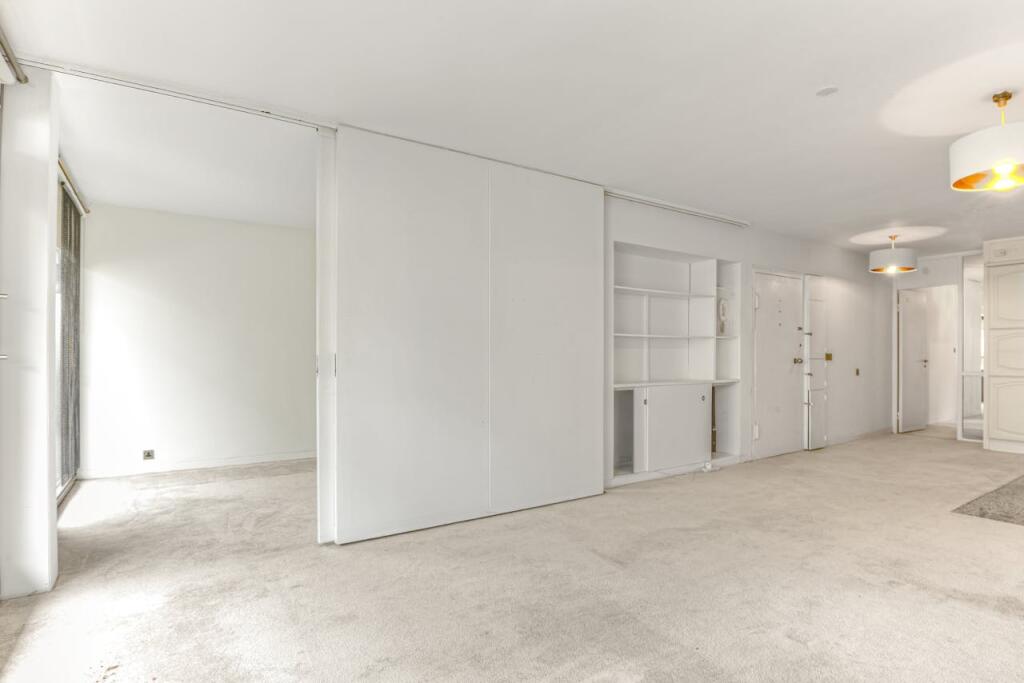 187_Andrewes_House7.jpg