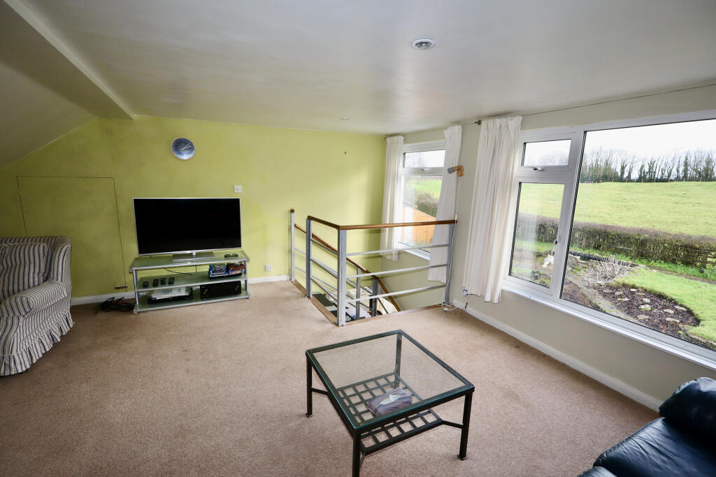 Second reception / bedroom