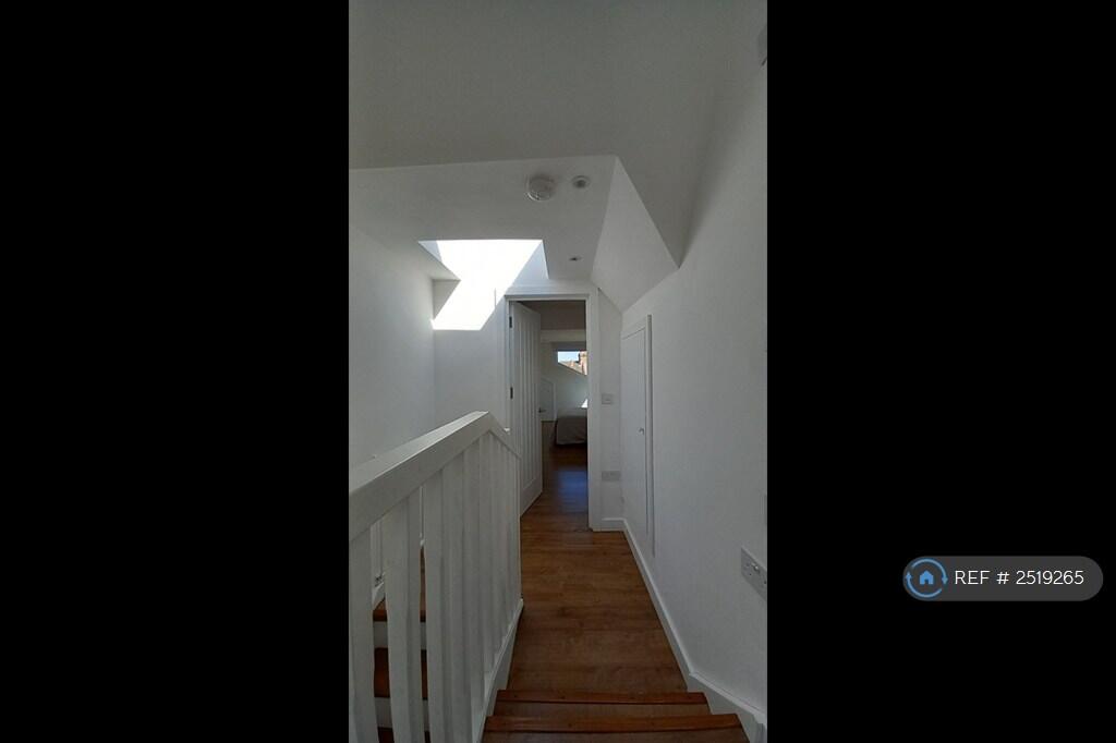 Corridor &amp; Stairs - 2nd Floor