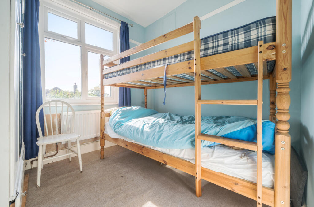 1318724-12-687976...