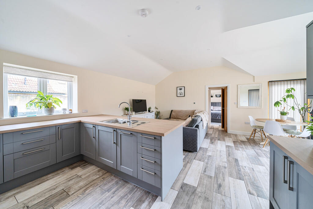 Annexe - Kitchen / Living Room