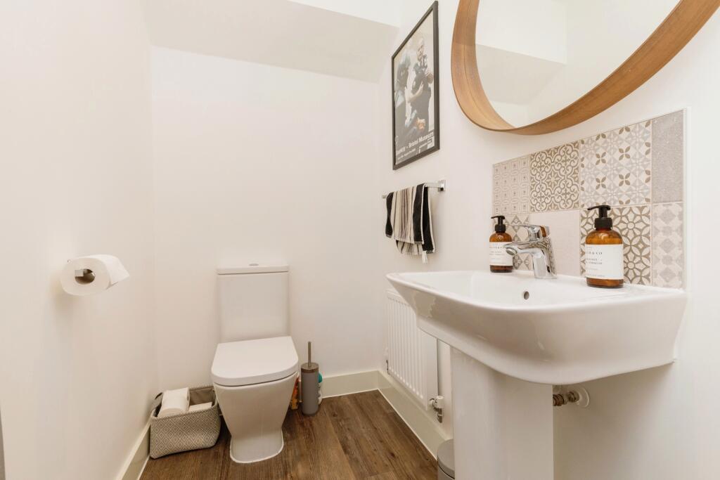 Downstairs Cloakroom